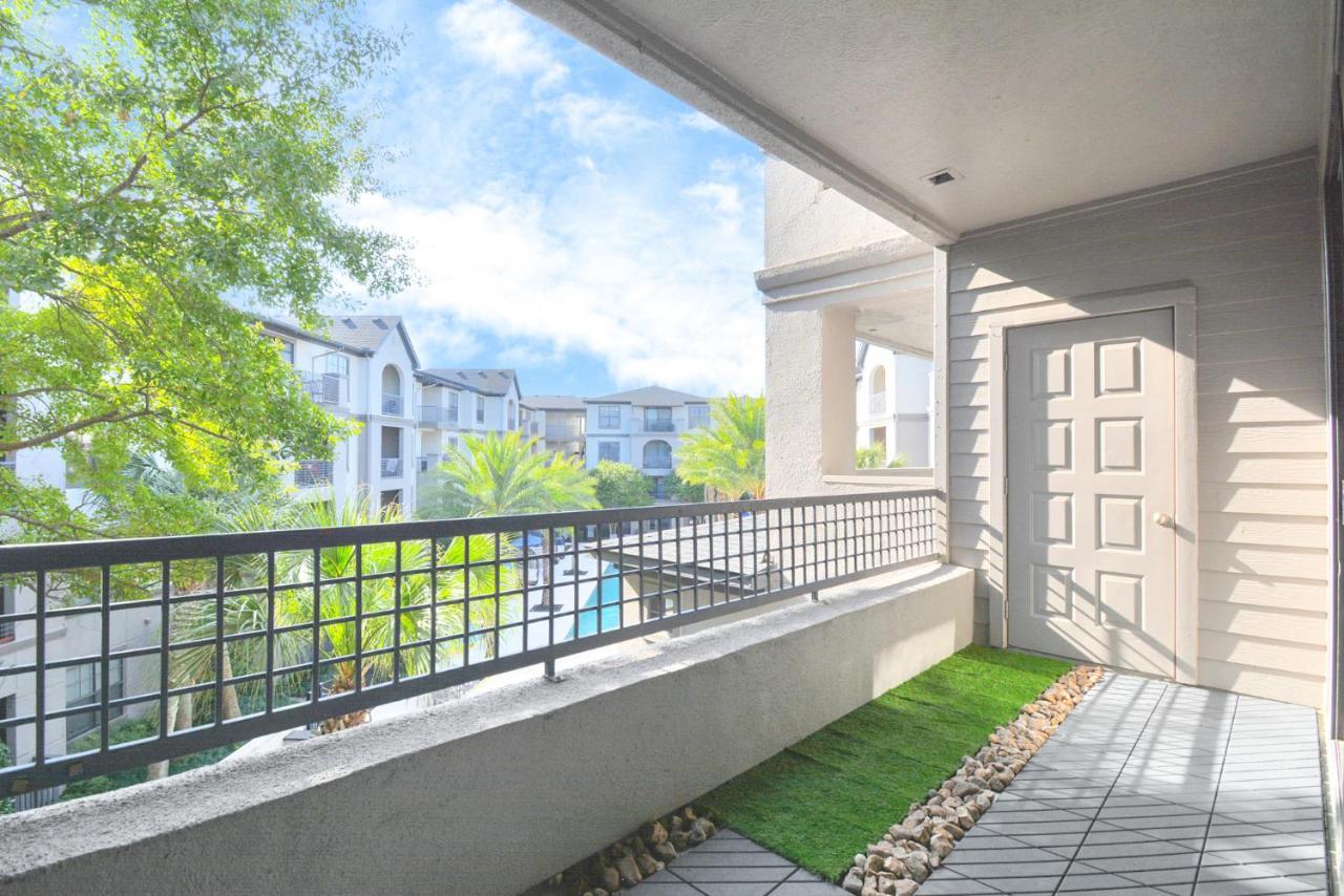 Apartamento New Modern Upscale W/pool View Near Med Center *